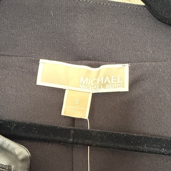 NWT MICHAEL Michael Kors Black Faux Leather & Knit Cropped Jacket – Small - Picture 3 of 7